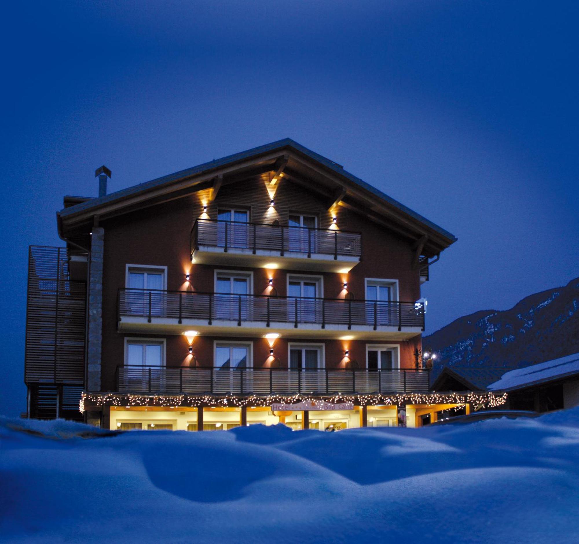 Hotel Gran Vacanze Rooms & Apartments Dimaro Bagian luar foto