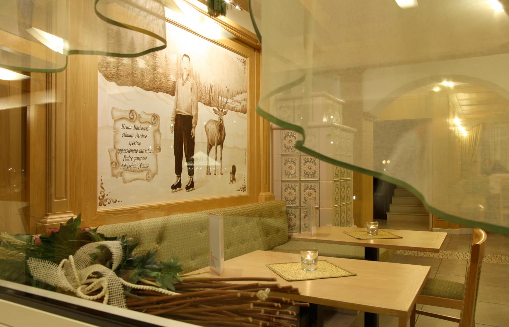 Hotel Gran Vacanze Rooms & Apartments Dimaro Bagian luar foto