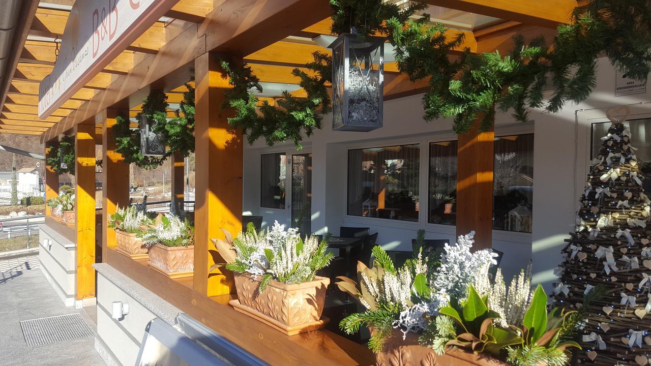 Hotel Gran Vacanze Rooms & Apartments Dimaro Bagian luar foto
