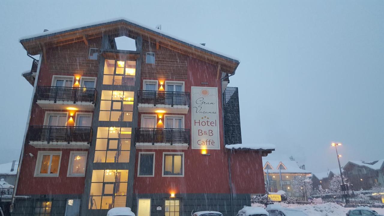 Hotel Gran Vacanze Rooms & Apartments Dimaro Bagian luar foto